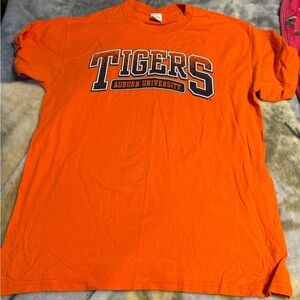 Auburn Tigers t shirt